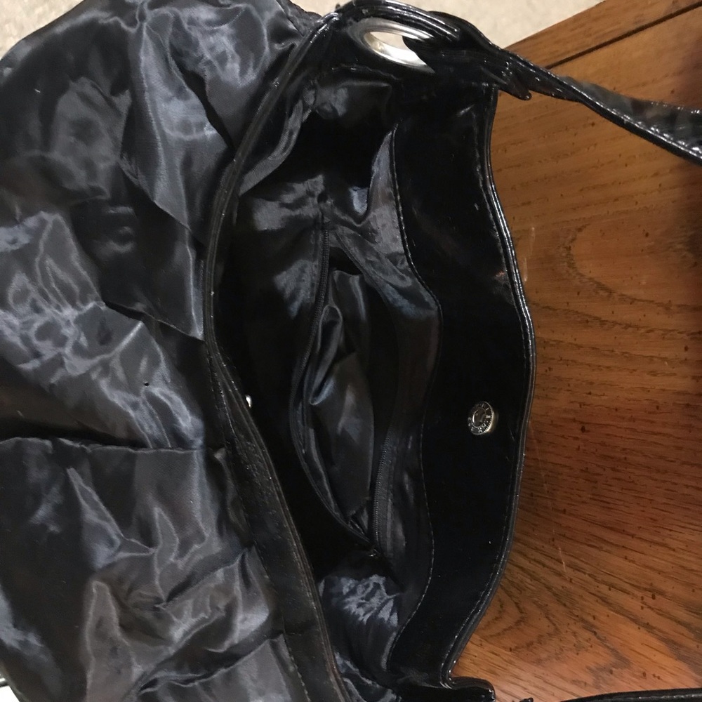 Ladies W.K. BEE Black Handbag - Picture 3 of 4
